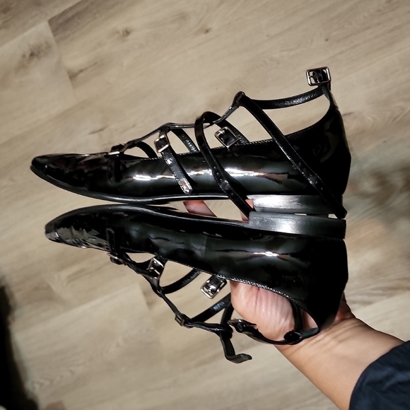 SAINT LAURENT YSL BLACK PATENT STRAPPY ANKLE STRAP EUC BADAZZ 39.5 SHOES - Picture 9 of 11